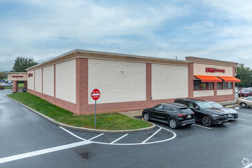 More Photos Of 2110 Spring Valley Rd, Lancaster Drugstore For Sale