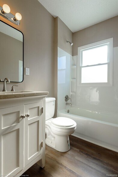 More Photos Of 230 Almyra Ave, Monroe Apartments For Sale