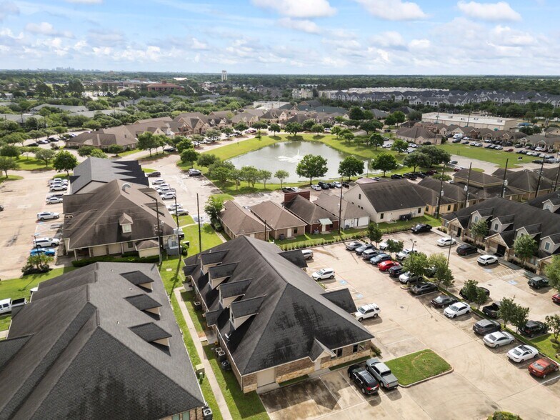 More Photos Of 439 Mason Rd, Katy Medical For Sale