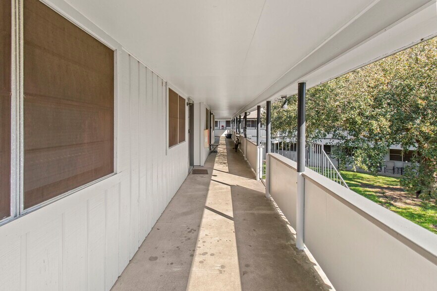 More Photos Of 2345 Nall St, Port Neches Apartments For Sale