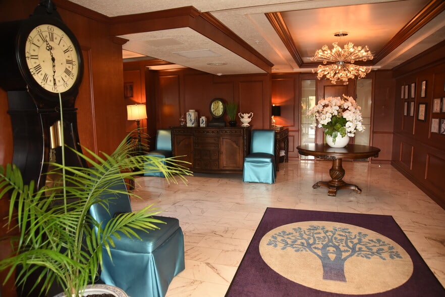 More Photos Of 7051 Seacrest Blvd, Lantana Rehabilitation Center For Sale