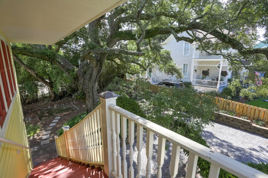 More Photos Of 921 N Palafox St, Pensacola Office For Sale