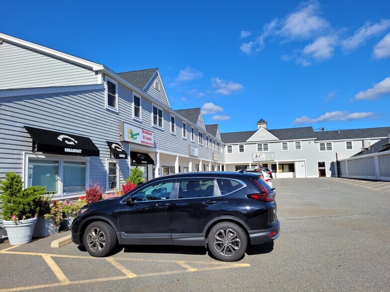 More Photos Of 12 Harding St, Lakeville Land For Lease