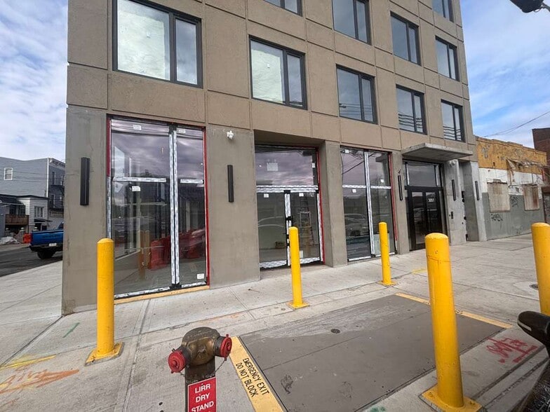 More Photos Of 3051 Atlantic Ave, Brooklyn Warehouse For Lease