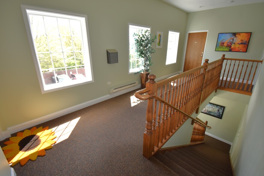 More Photos Of 219 White St, Frankfort Office Residential For Sale