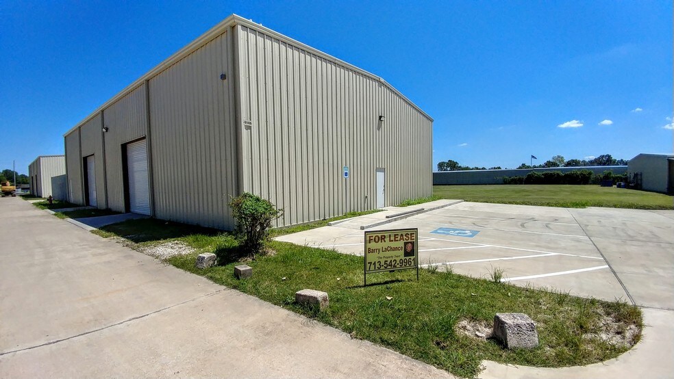 More Photos Of 614 Clear Creek Ave, League City Warehouse For Lease