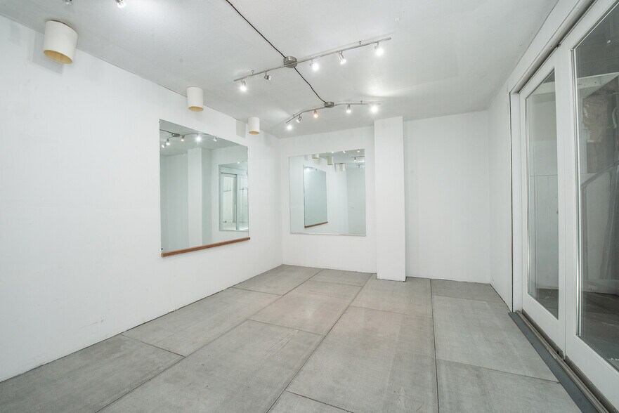 More Photos Of 577 Shotwell St, San Francisco General Retail For Sale