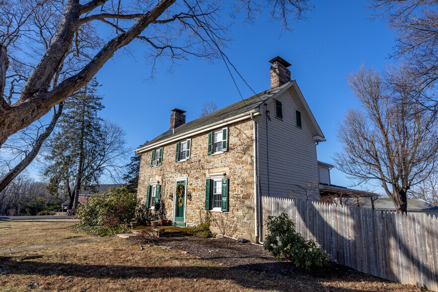 More Photos Of 6123 Lower York Rd, New Hope Specialty For Sale