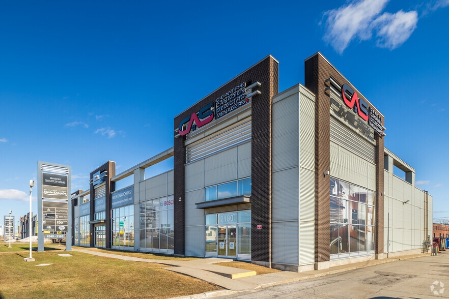 More Photos Of 2090-2198 Rt Transcanadienne, Dorval Warehouse For Lease
