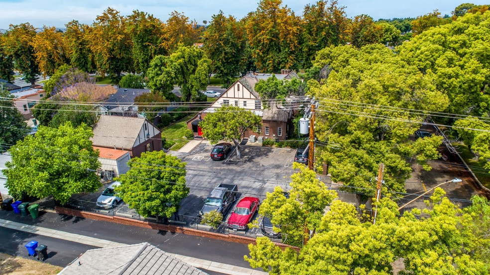 More Photos Of 592 N Euclid, Upland Office For Sale