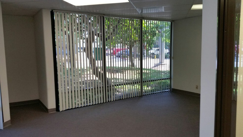 More Photos Of 18001-18007 Mitchell S, Irvine Light Manufacturing For Lease