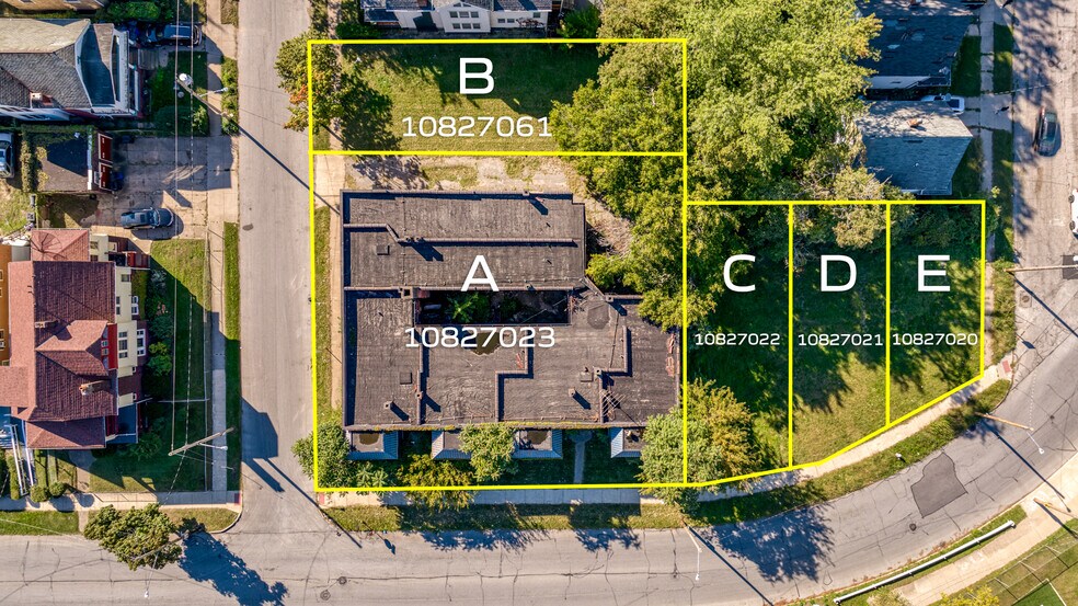 More Photos Of 880-884 Parkwood Rd, Cleveland Multifamily For Sale