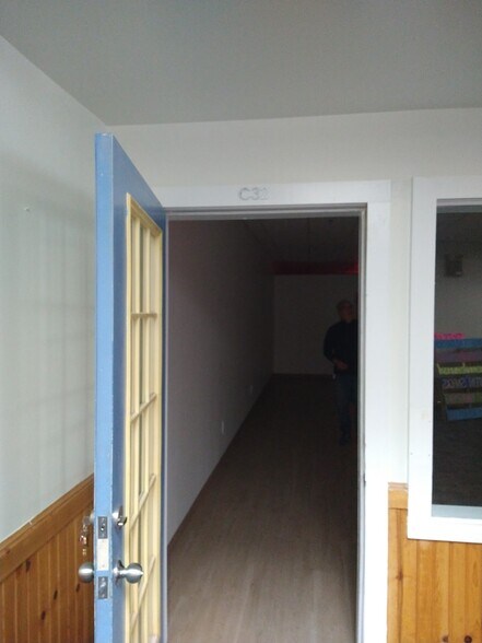 More Photos Of 140 Point Judith Rd, Narragansett Storefront Retail Office For Sale