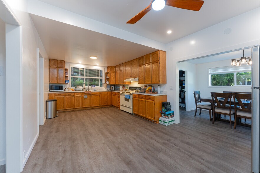 More Photos Of 13240 US-101, Hopland Land For Sale