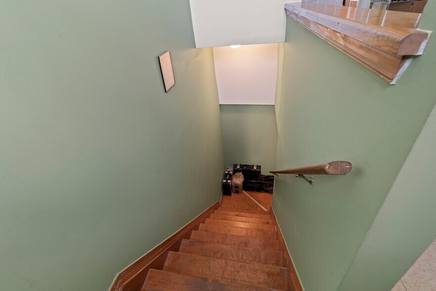 More Photos Of 2626 E Allegheny Ave, Philadelphia Office Residential For Sale