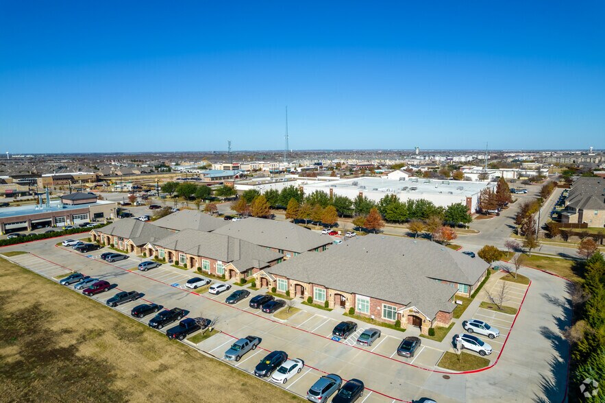 More Photos Of 425 Old Newman Rd, Frisco Office For Lease