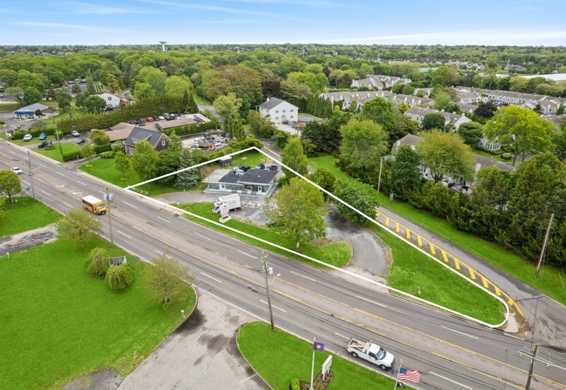 Primary Photo Of 590 County Road 39, Southampton Flex For Sale