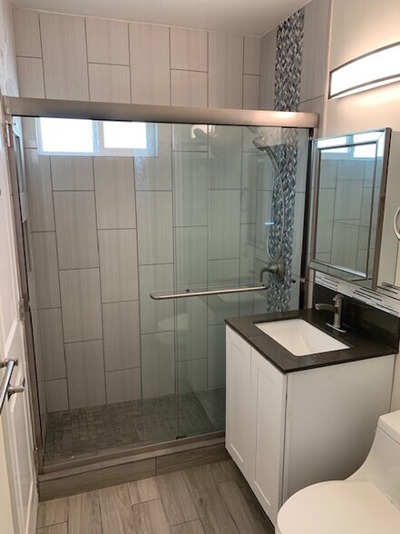 More Photos Of 315 E Valencia Ave, Burbank Apartments For Sale