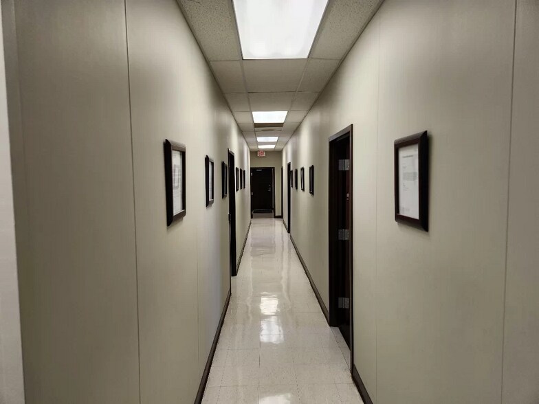 More Photos Of 10617 Southern Loop Blvd, Pineville Light Manufacturing For Lease