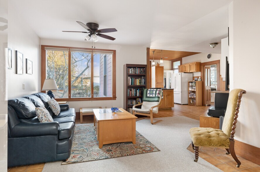 More Photos Of 704 N Main St, Coupeville Hospitality For Sale