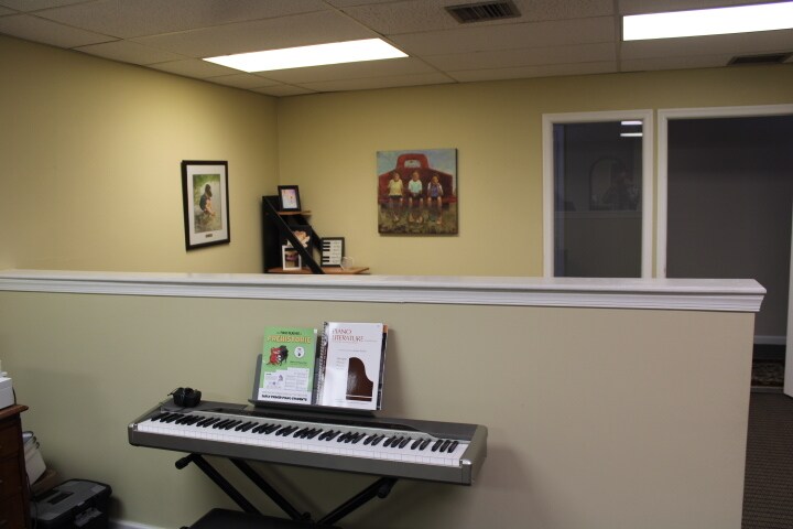 More Photos Of 415 W Main St, Lansdale Office For Lease