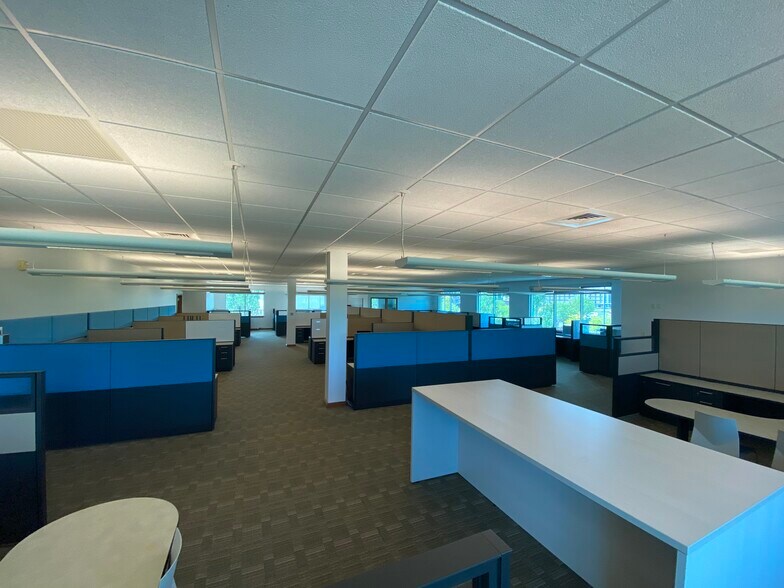 More Photos Of 753 W South Jordan Pky, South Jordan Bank For Lease