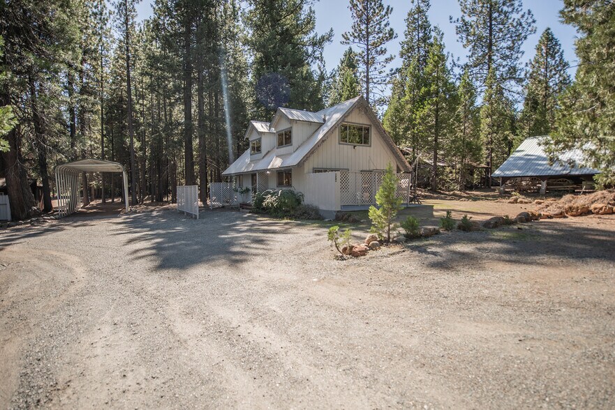 More Photos Of 590 Airport Road, Trinity Center Lodge Meeting Hall For Sale