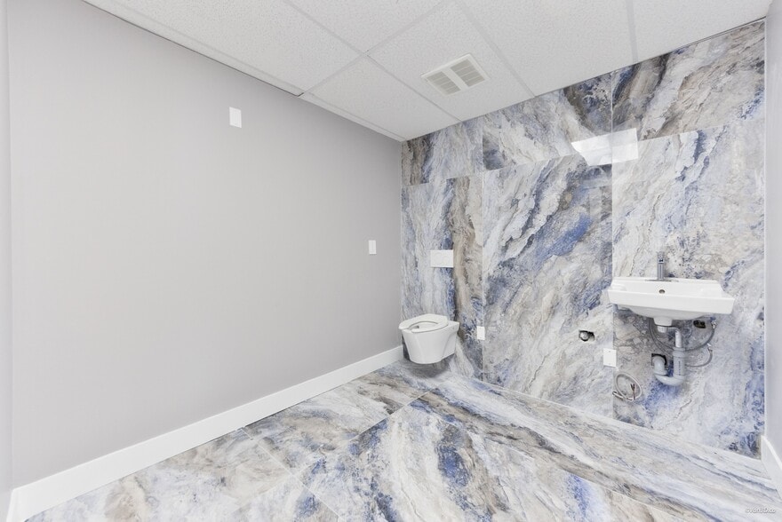 More Photos Of 11957 80 Av, Delta Apartments For Sale