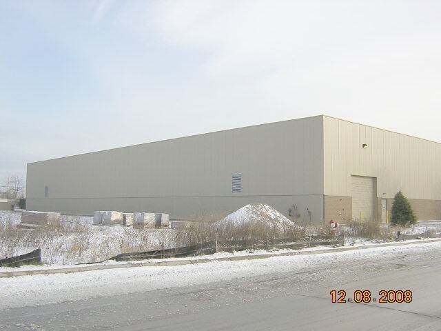 More Photos Of 42450 Mancini, Sterling Heights Warehouse For Lease