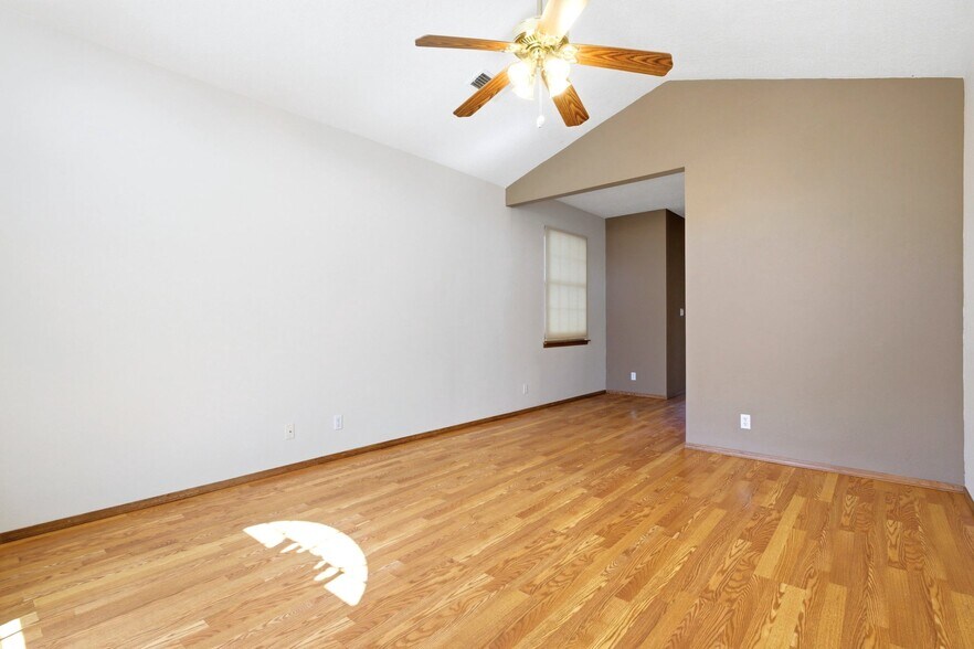 More Photos Of 2881 Chessman Dr SE, Rio Rancho Specialty For Sale