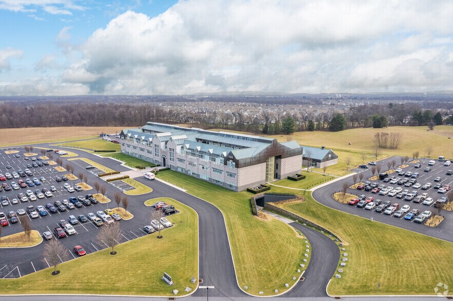 More Photos Of 100 Sterling Pky, Mechanicsburg Office For Lease