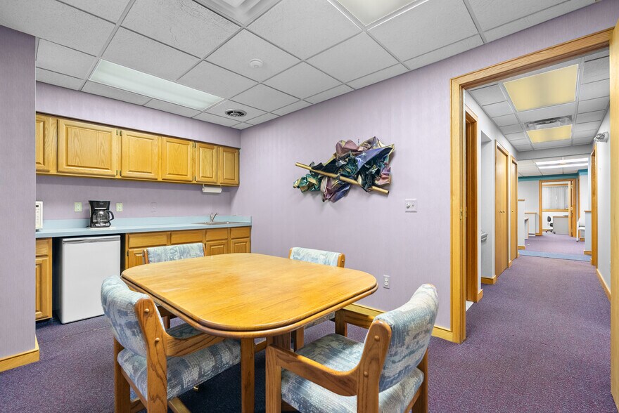 More Photos Of 8000 Park Pl, Brighton Warehouse For Lease