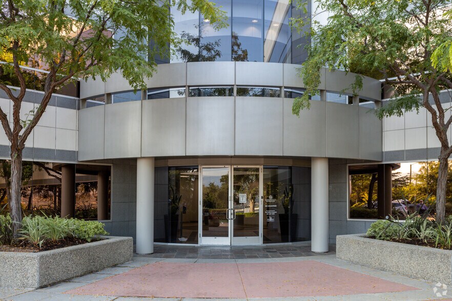 More Photos Of 21700 Copley Dr, Diamond Bar Office For Lease