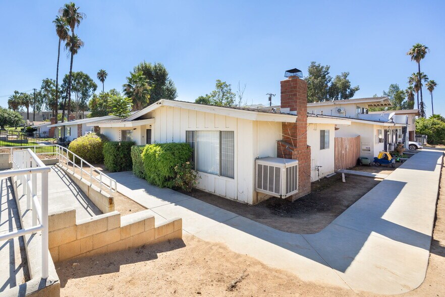 Primary Photo Of 217 Judson St, Redlands Apartments For Sale