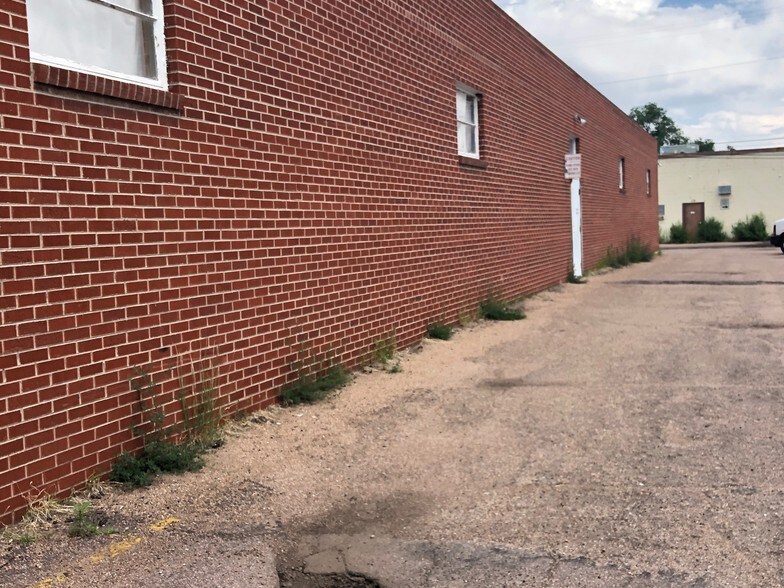 More Photos Of 117 S Wahsatch Ave, Colorado Springs Freestanding For Lease