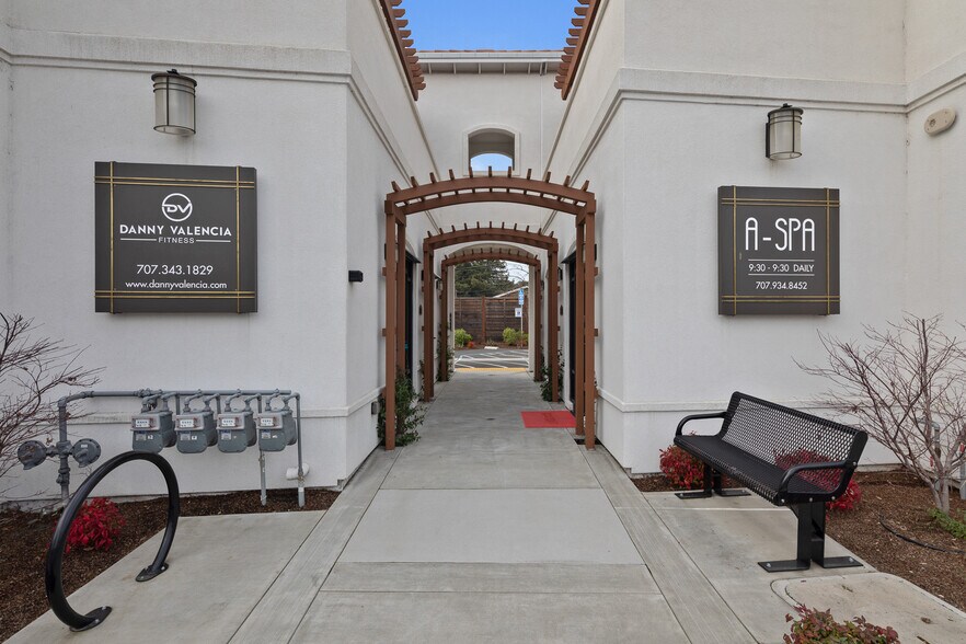 More Photos Of 18590-18594 Sonoma Hwy, Sonoma Storefront Retail Residential For Sale