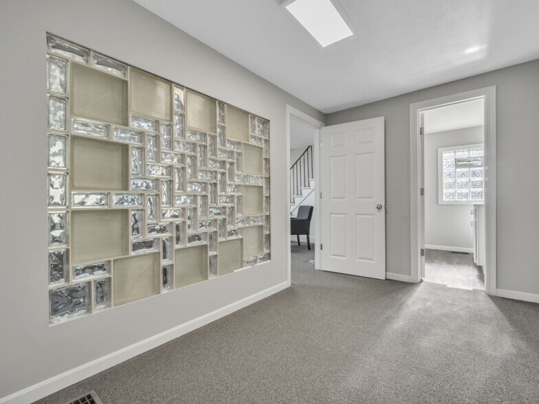 More Photos Of 4018 12th St NW, Canton Light Manufacturing For Sale