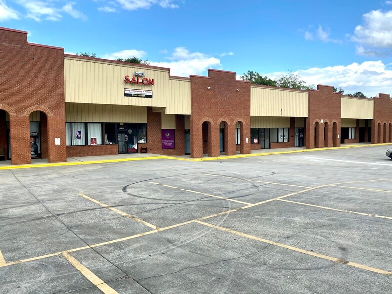 More Photos Of 4800 Lawrenceville Hwy NW, Lilburn Unknown For Lease