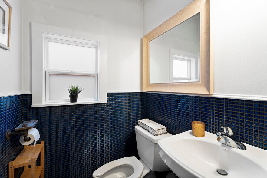 More Photos Of 412 Montauk Hwy, East Quogue Freestanding For Sale