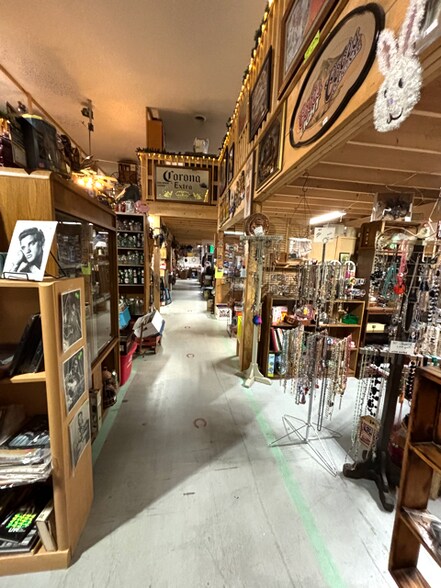 More Photos Of 5818 S Us-220 Hwy, Linden Freestanding For Sale