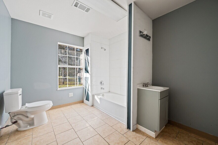 More Photos Of 114 Main St, Hull Multifamily For Sale