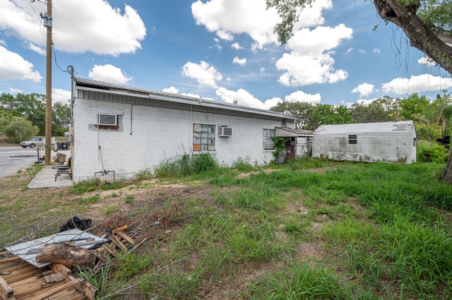 More Photos Of 322 S Scenic Hwy, Lake Wales General Retail For Sale