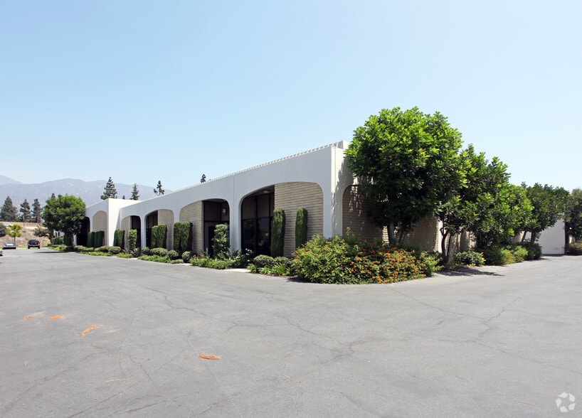 Primary Photo Of 1504-1544 Highland Ave, Duarte Warehouse For Lease