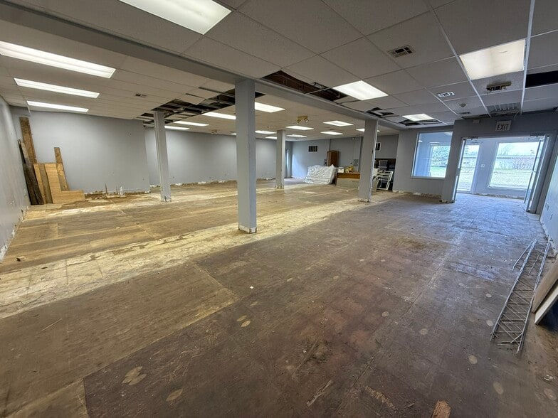 More Photos Of 3477 Hyde Park Blvd, Niagara Falls Office For Lease
