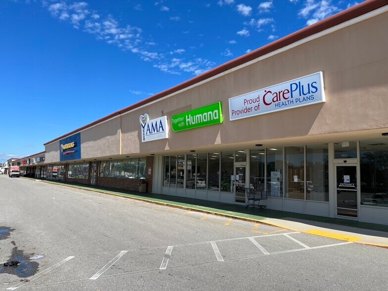 More Photos Of 1280-1420 Missouri Ave N, Largo General Retail For Lease