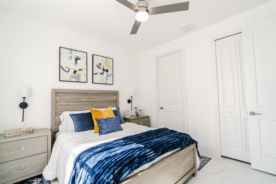 More Photos Of 2418 Xelda Ave N, Lehigh Acres Multifamily For Sale