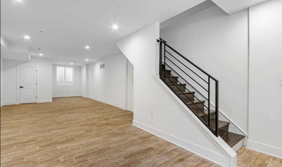 More Photos Of 1551 N Franklin St, Philadelphia Office For Lease