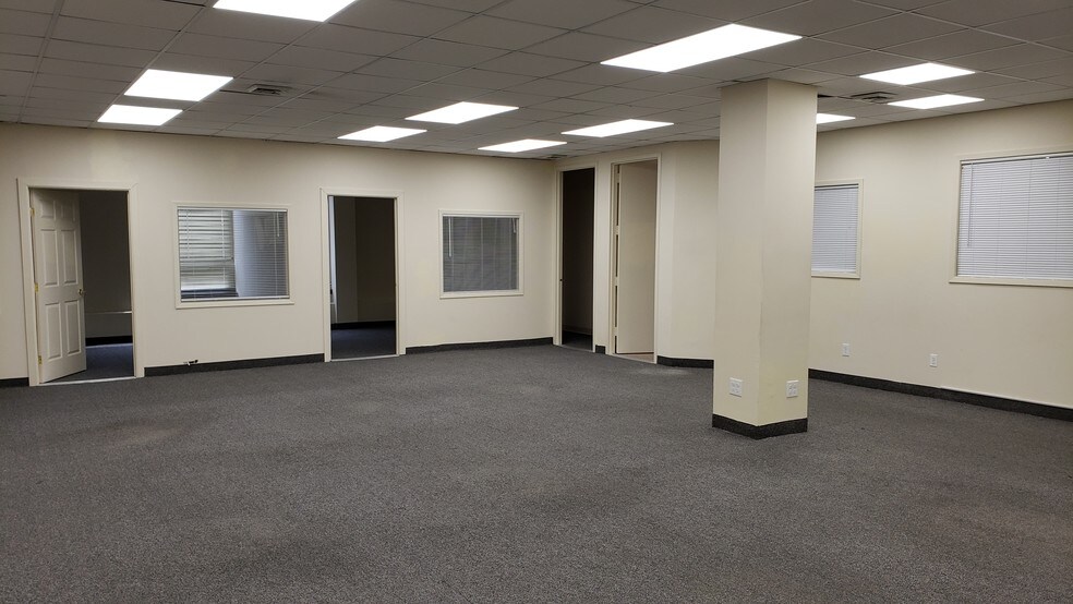 More Photos Of 71 S Central Ave, Valley Stream Office For Sale