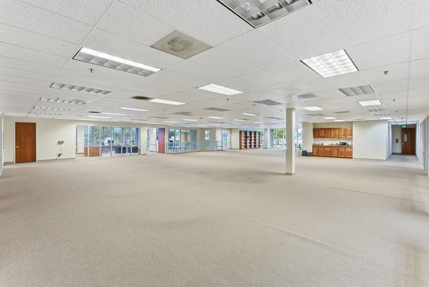 More Photos Of 11700 Monarch St, Garden Grove Warehouse For Sale