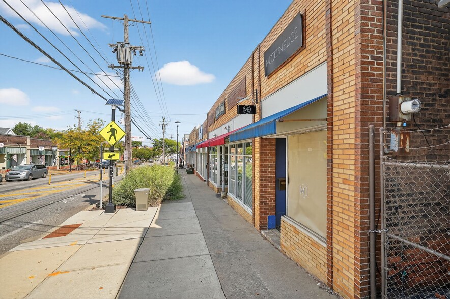 More Photos Of 2245-2275 Lee Rd, Cleveland Heights Storefront For Sale